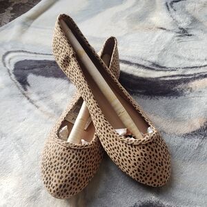 Universal Thread Leopard Print Flats size 6 worn once